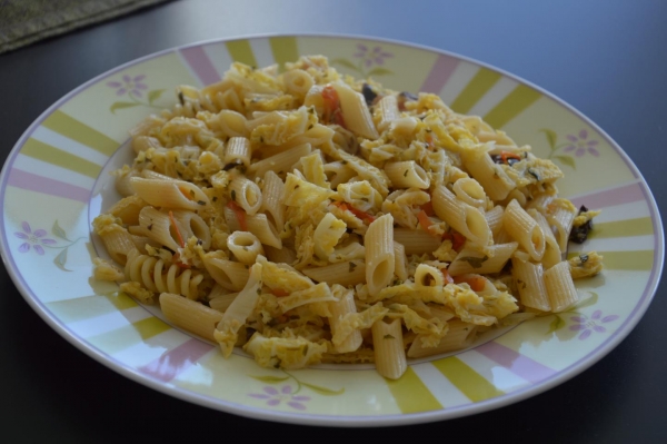 Pasta con verza e olive nere