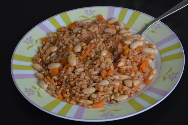 Farro e cannellini con verdure
